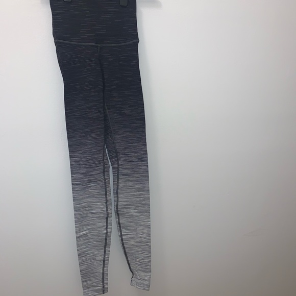Lulu lemon x soul cycle leggings - Picture 5 of 7